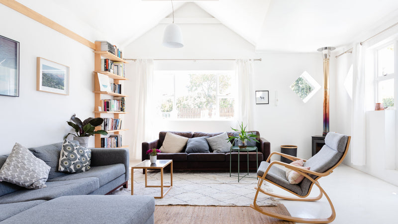 How to Organize a Cluttered Living Room